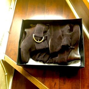 Cute boots with jeans or leggings